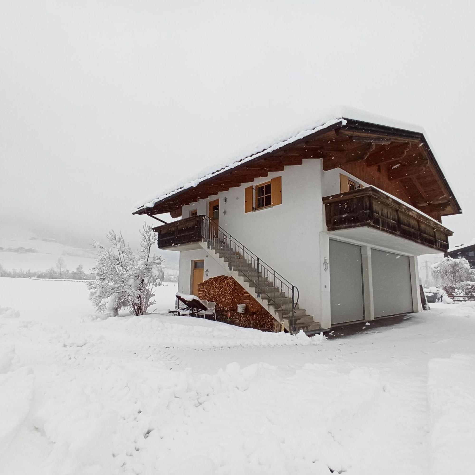 Ferienwohnung Zillertaler Alpenblick ツェル・アム・ツィラー エクステリア 写真